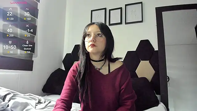 Maki Zein online show from 30, 1, 2025