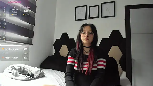 Maki Zein online show from 31, 1, 2025