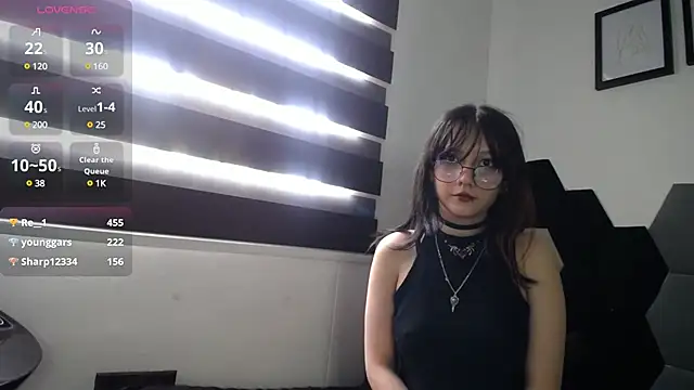 Maki Zein online show from 5, 3, 2025