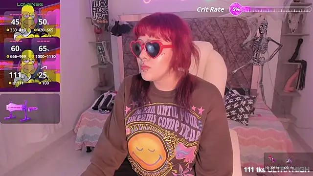 Sarah-Stoner online show from 4, 11, 2025