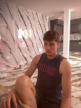 Snapshot of oliver_Lz chatting on 13, 12, 2025 oliver Lz online show from 13, 12, 2025