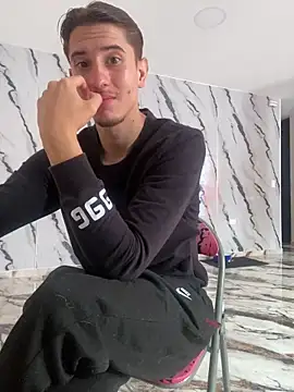 Snapshot of oliver_Lz chatting on 13, 2, 2026 oliver Lz online show from 13, 2, 2026