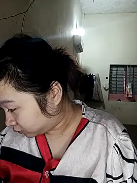 Snapshot of Thomgdee chatting on 11, 11, 2025 Thomgdee online show from 11, 11, 2025