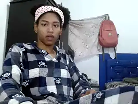 miriam775 online show from 2, 12, 2024