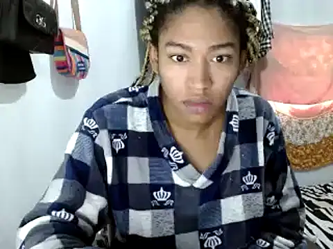 miriam775 online show from 9, 2, 2025