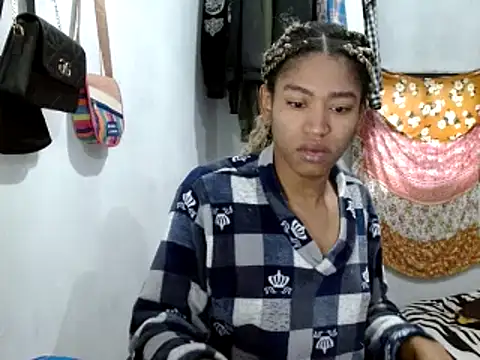 miriam775 online show from 11, 2, 2025