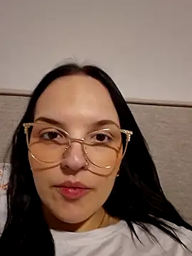 Jujuicy 97 online show from 9, 2, 2026