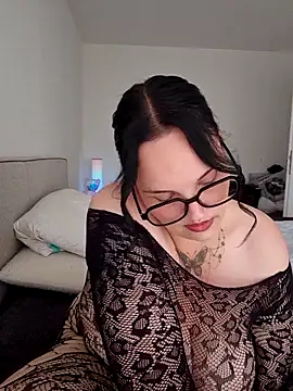 Snapshot of Jujuicy_97 chatting on 11, 6, 2026 Jujuicy 97 online show from 11, 6, 2026
