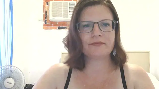 CrimsonMistress online show from 29, 3, 2026