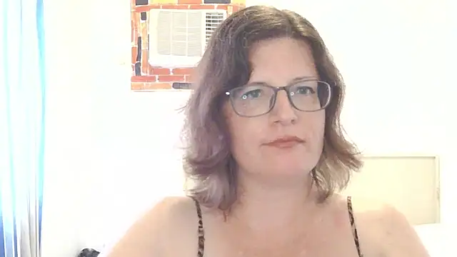 Snapshot of CrimsonMistress chatting on 19, 5, 2026 CrimsonMistress online show from 19, 5, 2026