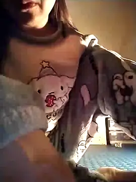 Snapshot of JasminePham chatting on 22, 12, 2024 JasminePham online show from 22, 12, 2024
