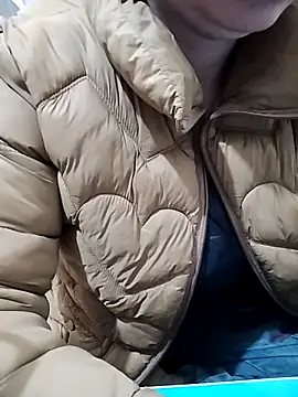 Snapshot of JasminePham chatting on 19, 11, 2025 JasminePham online show from 19, 11, 2025