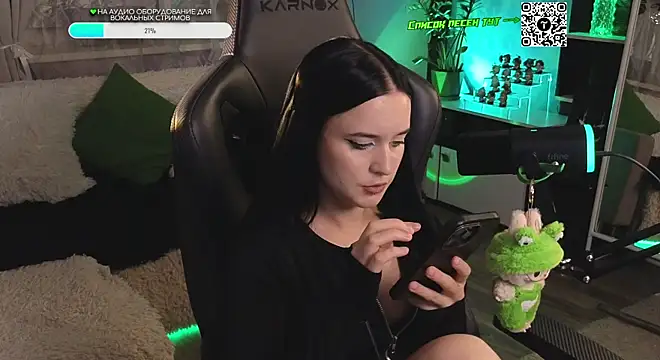 Snapshot of KiraLiLime chatting on 30, 9, 2025 KiraLiLime online show from 30, 9, 2025