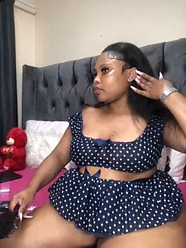 Anaelle24 online show from 17, 10, 2025