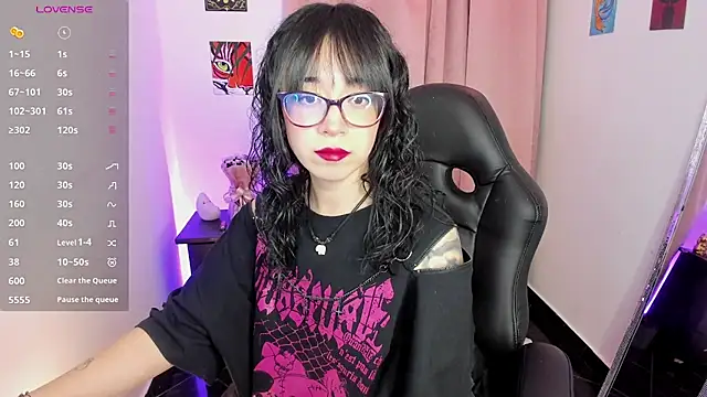 Snapshot of indra_cam chatting on 16, 9, 2025 indra cam online show from 16, 9, 2025