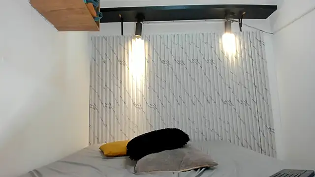 Snapshot of danielclarton1 chatting on 28, 1, 2025 danielclarton1 online show from 28, 1, 2025