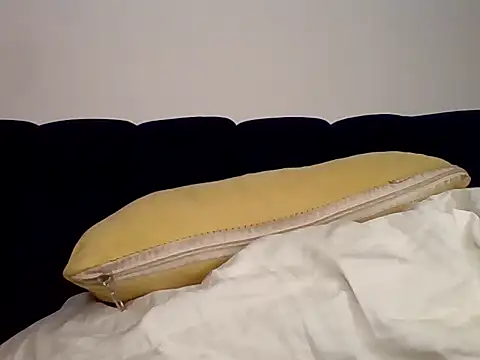 Snapshot of freacky20 chatting on 8, 4, 2026 freacky20 online show from 8, 4, 2026