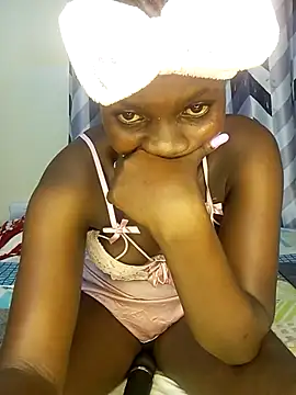 Snapshot of Slimthick900 chatting on 14, 3, 2025 Slimthick900 online show from 14, 3, 2025