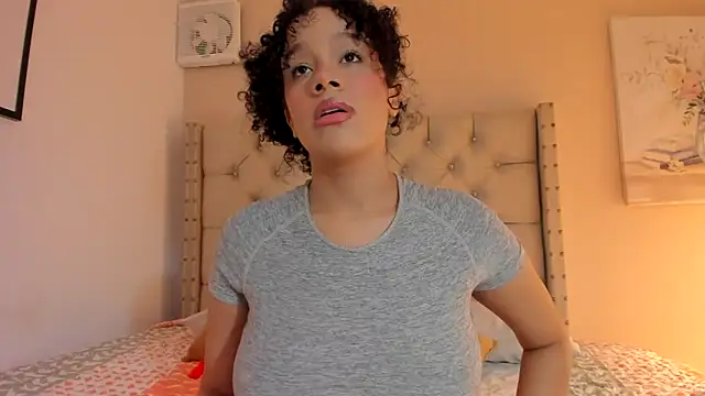 vanesasexyhot21 online show from 21, 12, 2025