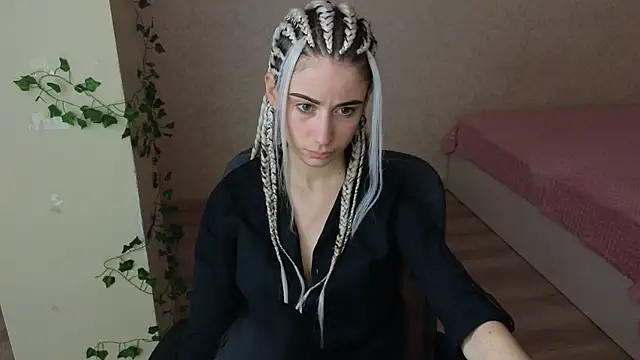 LittleFreya9 online show from 10, 2, 2025