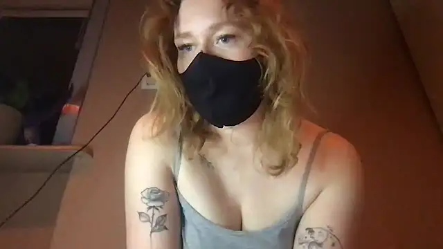 Snapshot of DirtyAlexIs chatting on 9, 1, 2025 DirtyAlexIs online show from 9, 1, 2025