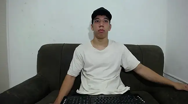 Snapshot of ethan_noir chatting on 12, 2, 2025 ethan noir online show from 12, 2, 2025