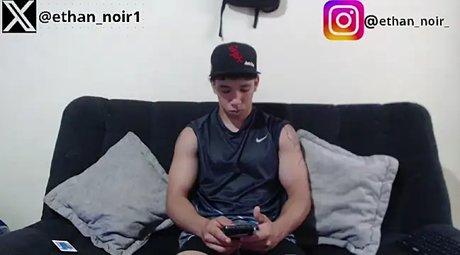 Snapshot of ethan_noir chatting on 18, 3, 2025 ethan noir online show from 18, 3, 2025