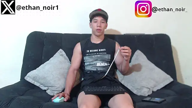 Snapshot of ethan_noir chatting on 21, 3, 2025 ethan noir online show from 21, 3, 2025