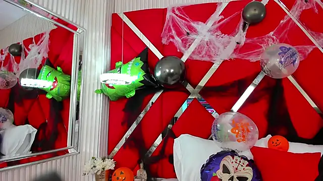 SusanCouper online show from 30, 10, 2025