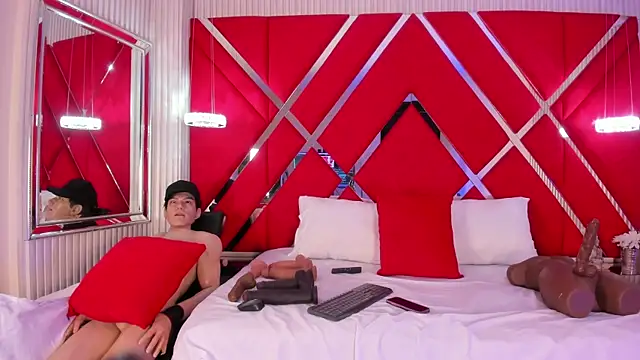 SusanCouper online show from 11, 5, 2026