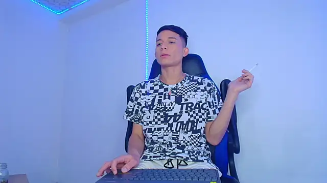 bryamer 19 online show from 6, 2, 2025