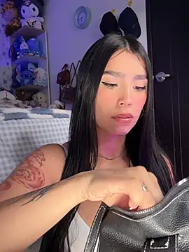 Snapshot of -Loren- chatting on 19, 3, 2026 -Loren- online show from 19, 3, 2026