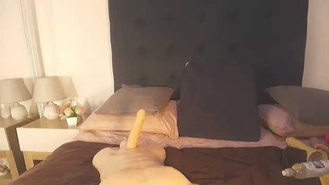 Evelonga 707 online show from 9, 3, 2026