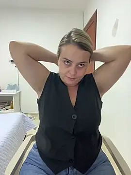 Im Amelia online show from 20, 6, 2026