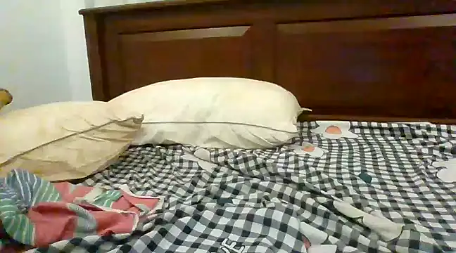 Snapshot of sheron_w6 chatting on 27, 12, 2024 sheron w6 online show from 27, 12, 2024