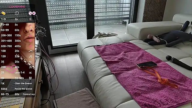 sexyLolia11 online show from 25, 5, 2026