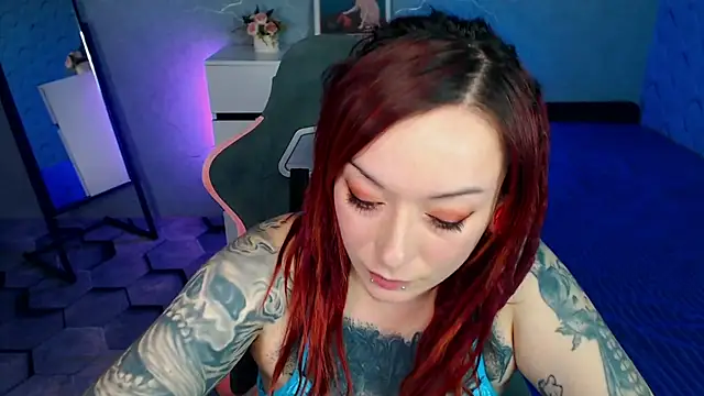 Snapshot of Miss-Tattoo chatting on 28, 4, 2026 Miss-Tattoo online show from 28, 4, 2026