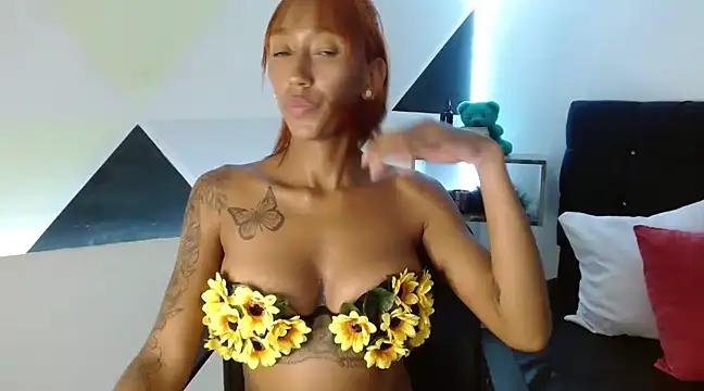 ZashaRomero online show from 8, 3, 2025