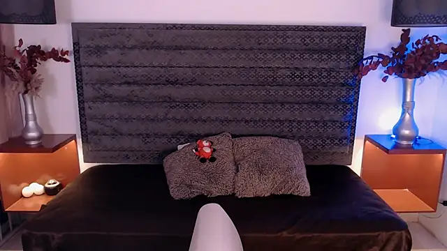 AitanaEvans online show from 13, 3, 2025