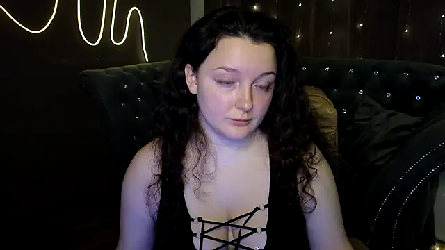 GloriNichols online show from 13, 12, 2024