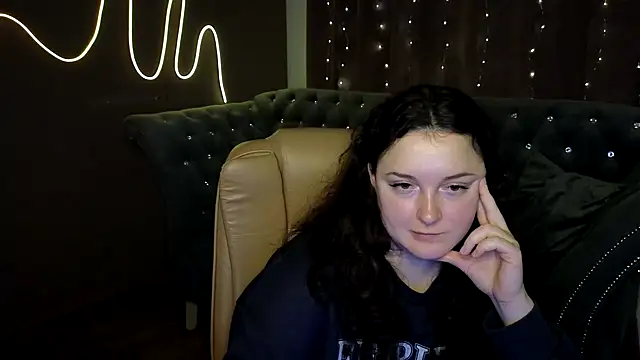 GloriNichols online show from 17, 12, 2024