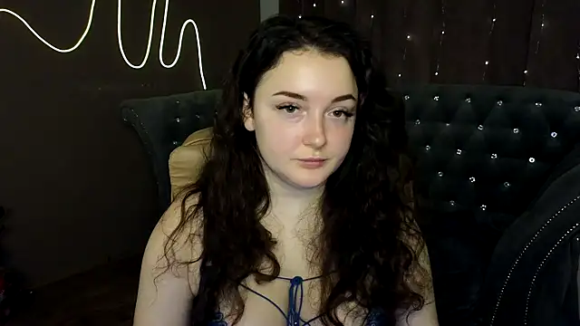 GloriNichols online show from 5, 1, 2025