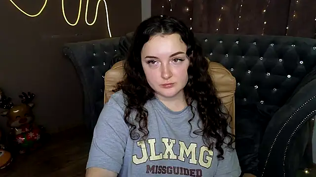 GloriNichols online show from 8, 1, 2025