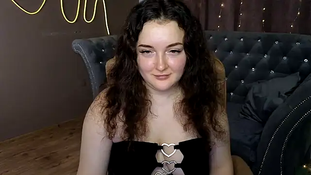 GloriNichols online show from 25, 1, 2025