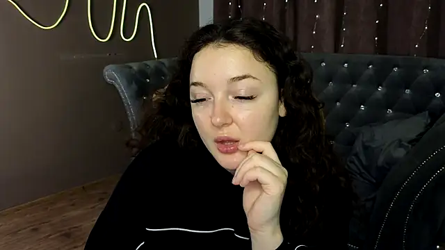 GloriNichols online show from 26, 1, 2025