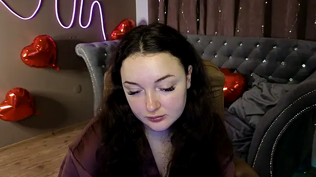 GloriNichols online show from 21, 2, 2025