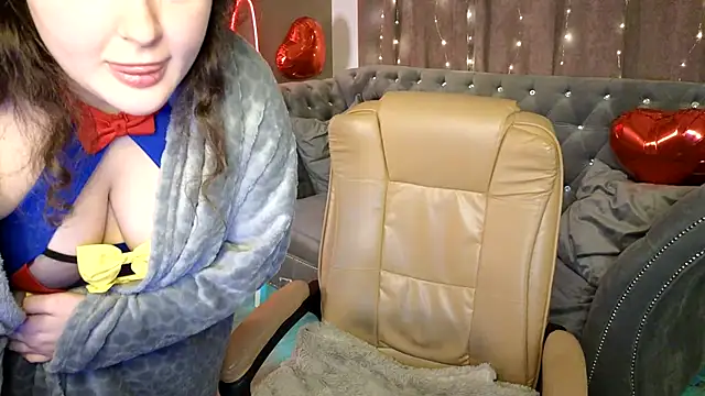 GloriNichols online show from 23, 2, 2025