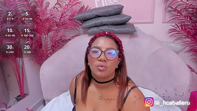 Lilithcaballero online show from 30, 1, 2025