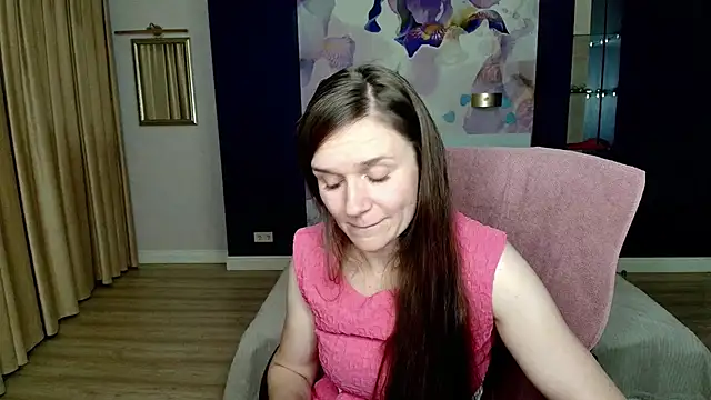 Snapshot of AriaGray chatting on 8, 11, 2025 AriaGray online show from 8, 11, 2025