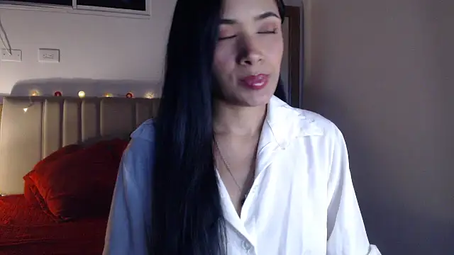 Snapshot of sabrina_brunette chatting on 14, 11, 2025 sabrina brunette online show from 14, 11, 2025